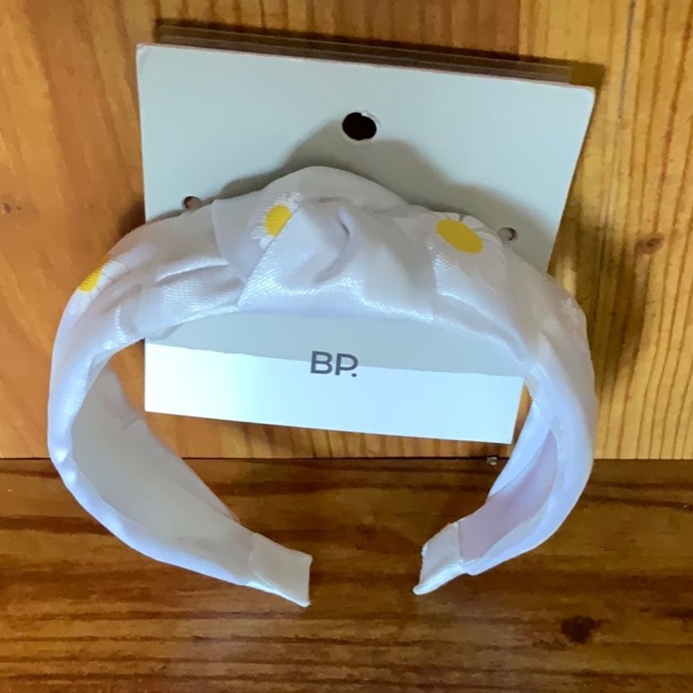 BP White Head‎ Band with Daisies, One size fits most, White Daisy Headband